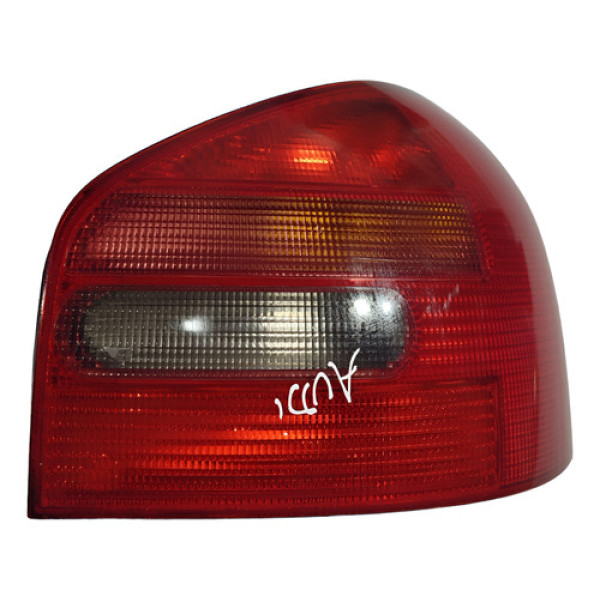 Lanterna Traseira Direita Audi A3 1997 A 2001  Direito/passageiro Tricolor