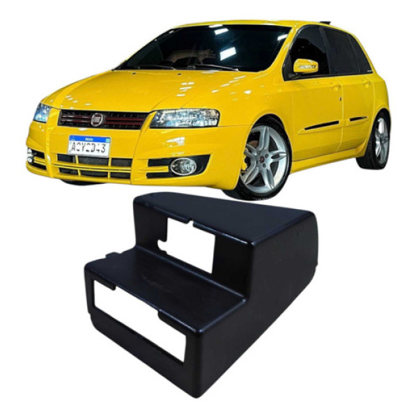 Moldura Acabamento Entrada Usb Fiat Stilo 2009 100177015 Vermelho