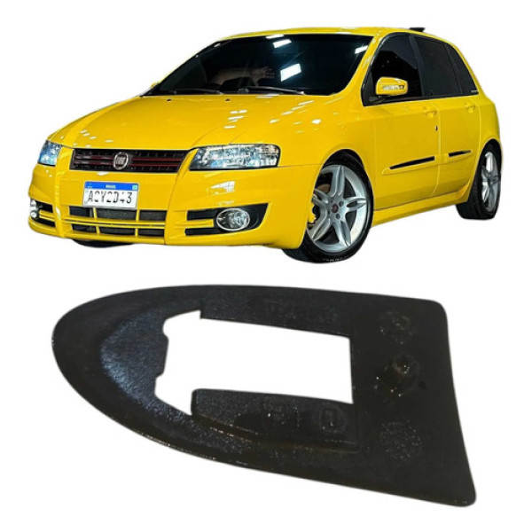 Junta Plástico Maçaneta Externa Dianteiro Direito Stilo 2009 Preto Dianteira